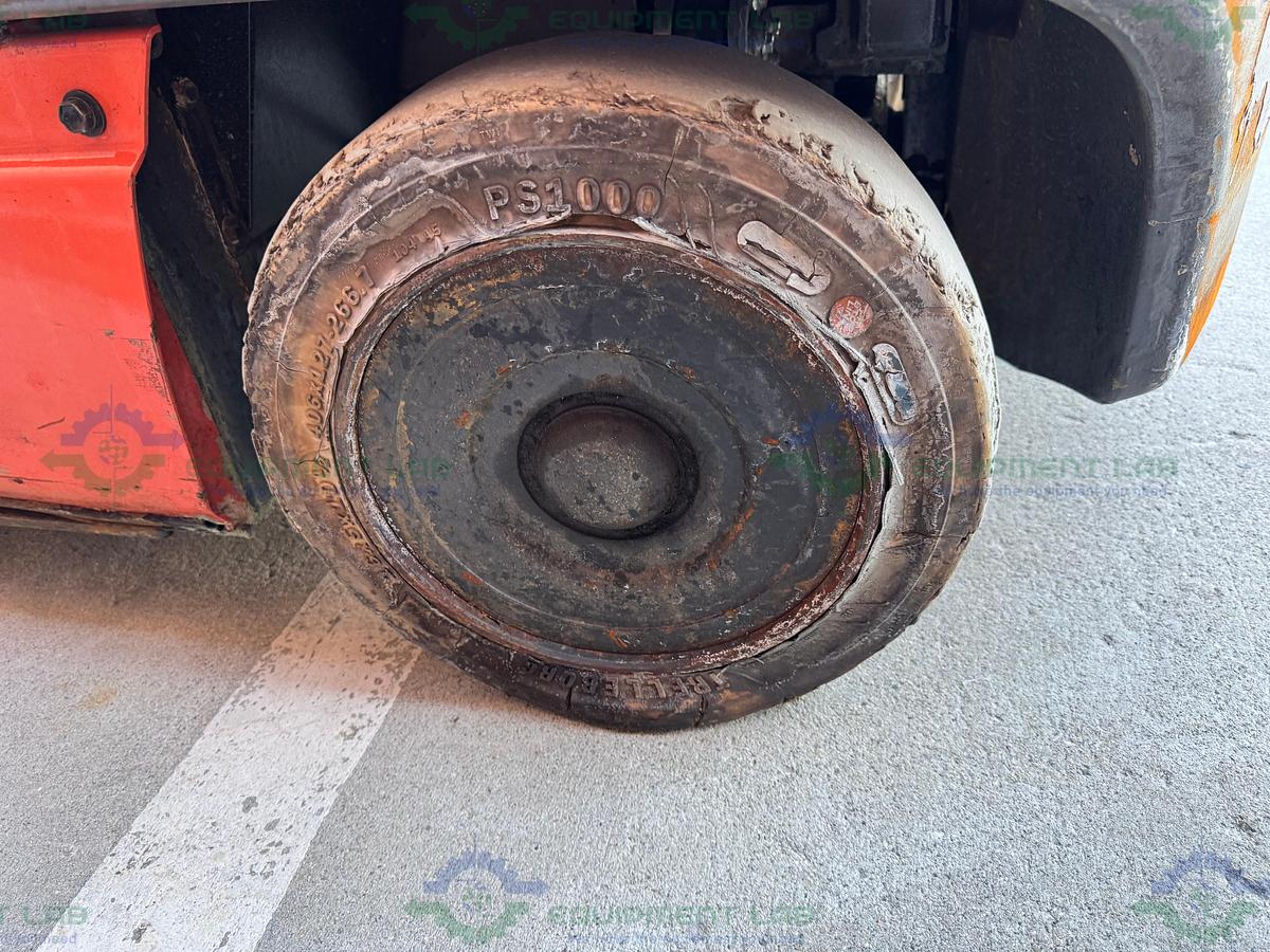 Used Toyota 8FBCU25 Electric Forklift 5000 lbs Capacity 4 Stage Mast w/ Charger