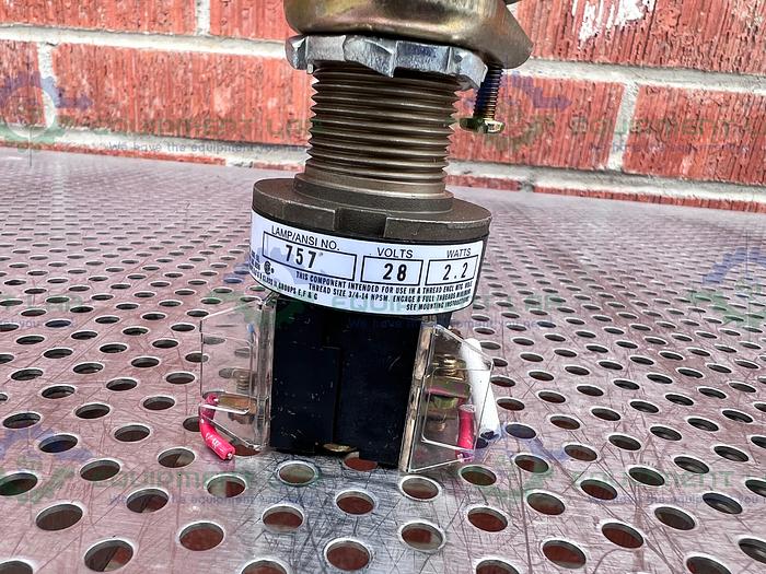 Used Allen-Bradley 800H-QPT24 Series C Illuminated Push Button Switch 24V