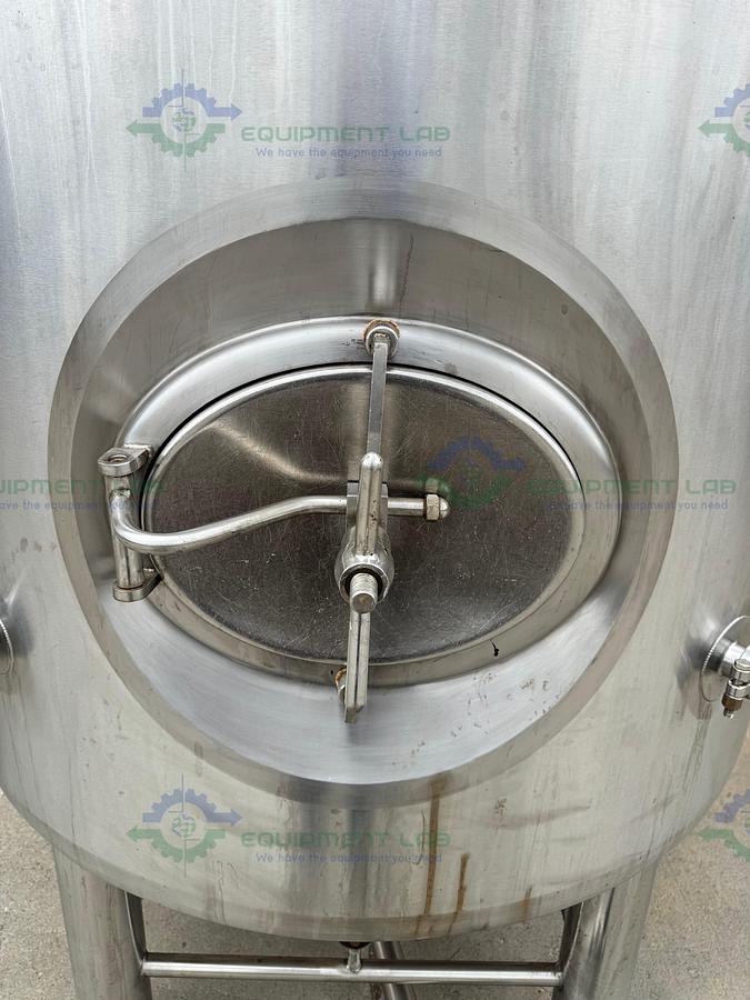 Used Unknown Brand 1000 Gallon Stainless Steel Jacketed Holding Tank