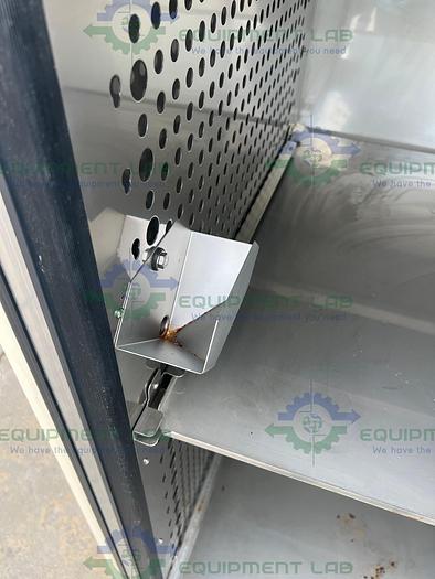 Used Thermo Scientific  3950  CO2 Incubator Temp Range  29 CuFT, 60C°,