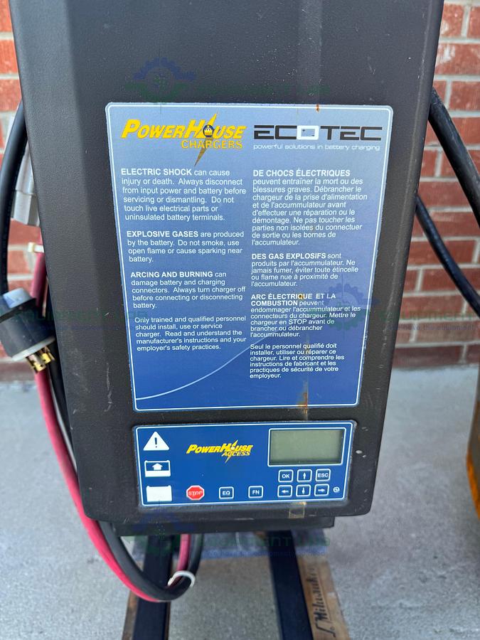 Used Toyota 8FBCU25 Electric Forklift 5000 lbs Capacity 4 Stage Mast w/ Charger