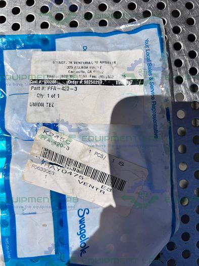 Swagelok PFA-420-3 Union Tee Tube Fitting w/ 1/4" Tube Fitting