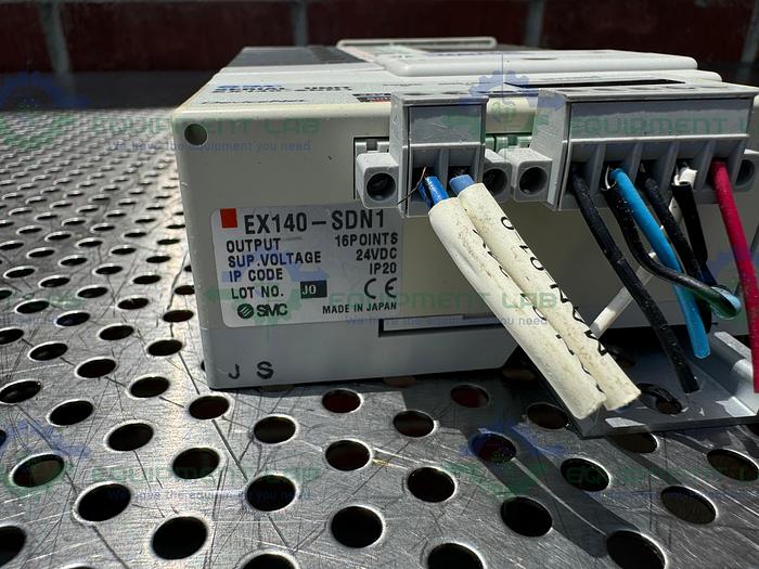 Used SMC EX140-SDN1 Interface Serial Unit w/ Lot of 8 SMC SQ1A31Y-5-N7 Solenoid Valve