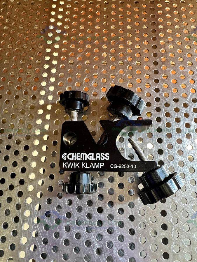 Used Chemglass CG-9253-10 Universal Ridge Kwik Klamp II