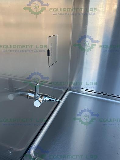 Used Labconco 302611100 Class II Type A2 Logic + Biological Safety Cabinet 6 Ft, 115V