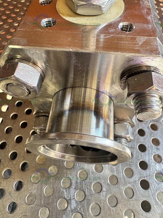 Used A&N Corporation Stainless Steel Ball Valve w/ KF40 Vacuum Fitting