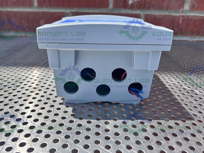 Used Mettler Toledo  M300 Transmitter  1 Channel 1/2 Din.