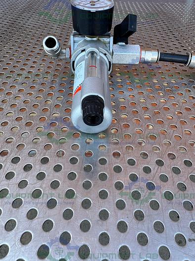 Used Camozzi  C104-D00 Filter Regulator 0 - 160 PSI w/ Camozzi Gauge