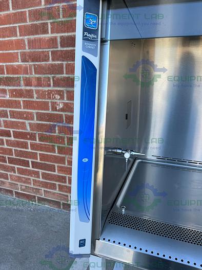 Used Labconco 302611100 Class II Type A2 Logic + Biological Safety Cabinet 6 Ft, 115V