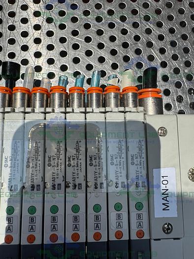 Used SMC EX140-SDN1 Interface Serial Unit w/ Lot of 8 SMC SQ1A31Y-5-N7 Solenoid Valve