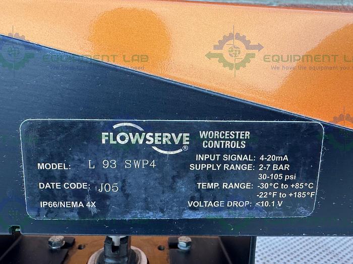 Used Flowserve L 93 SWP4 Digital Valve Positioner w/ 20 39 SN 6 R6 Pneumatic Actuator