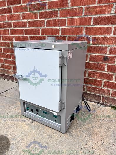 Used VWR / Shel Lab  1330GM Gravity Convection Oven 240°C 1.6 Cu. Ft.
