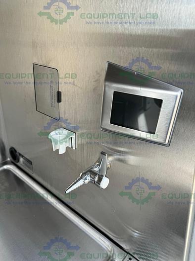 Used Labconco 302419000 Logic Biosafety Cabinet 4' Class II Type A2 w/ Hydraulic Legs