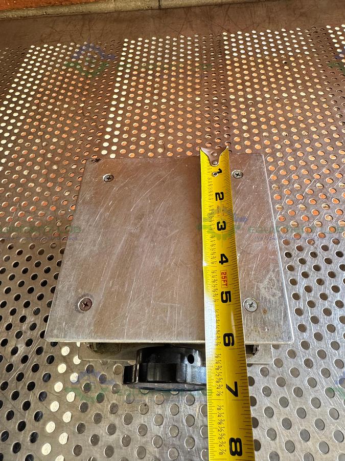 Used VWR 6" x 6" x 10" Stainless Steel Table-Top Lab Jack