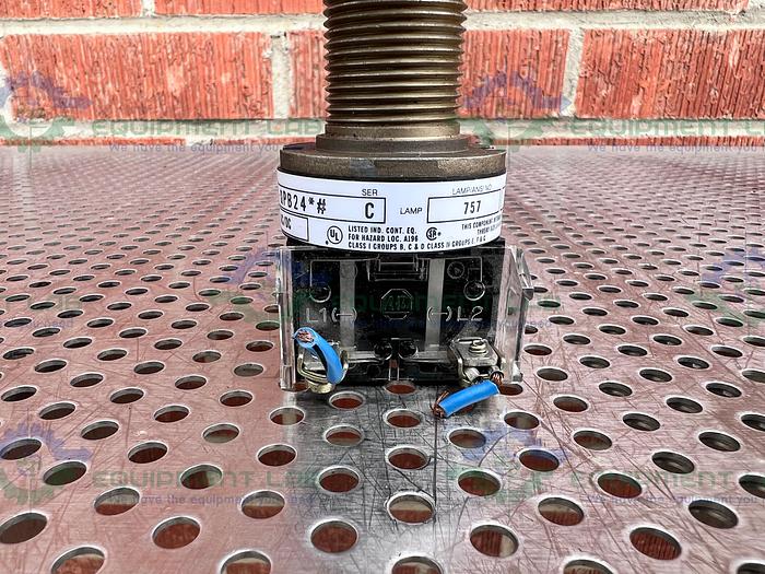 Used Allen-Bradley  800H-QPB24 Series C Illuminated Push Button Switch 24V