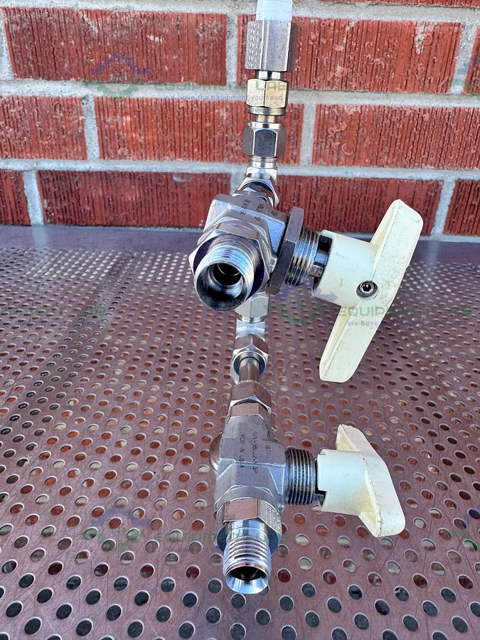 Used Vacuubrand DVR 2 Vacuum Gage and Controller w/ Parker Valves