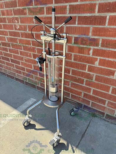 Used Millipore Quikscale 100 / 550 Chromatography Column 4L