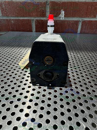 Used Cole Parmer 7090-62 PTFE Diaphragm Pump 100 mL/Min at 0 PSI, 400 RPM