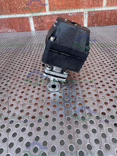 Used ITT Pure Flo .5-316L- RA20MAX-CWP150 Diaphragm Valve A205 w/.5" Sanitary Fitting