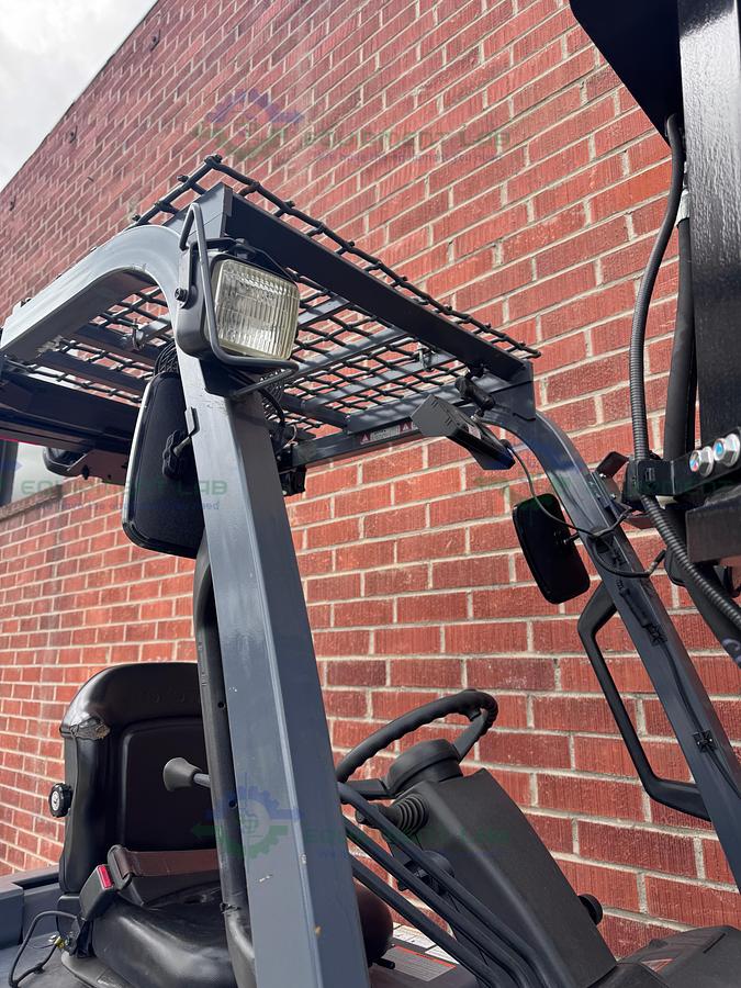 Used Toyota 8FBCU25 Electric Forklift 5000 lbs Capacity 4 Stage Mast w/ Charger