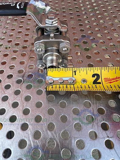 Used Swagelok SS-62TS4 Stainless Steel Ball Valve w/ 3/8" Threaded Fitting, 2200 PSIG