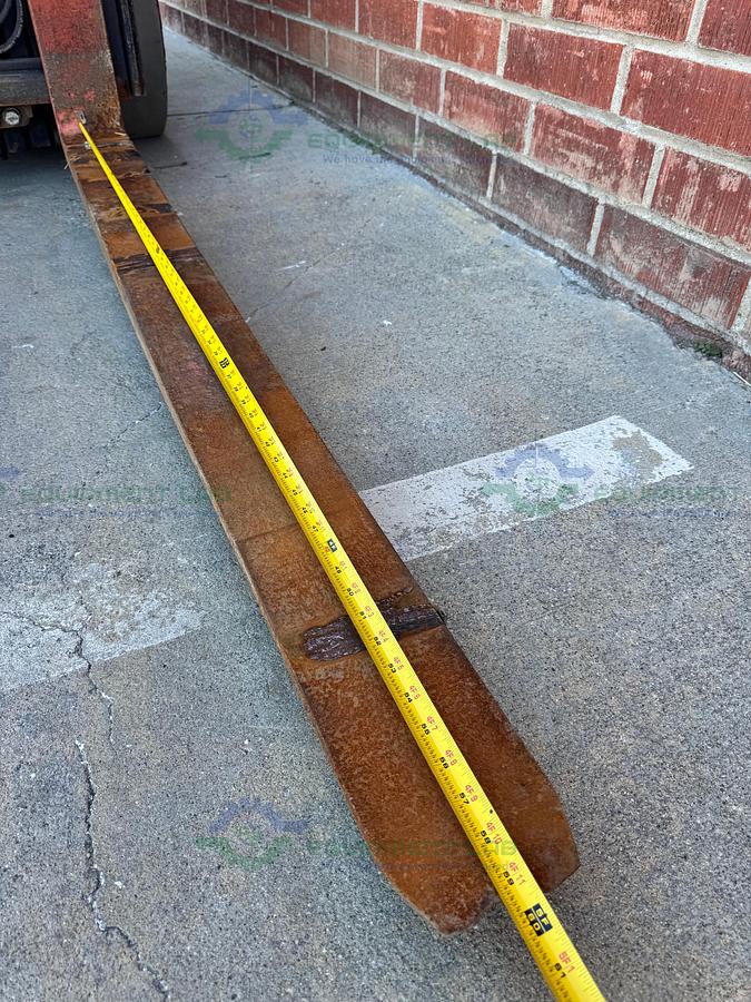 Used Toyota 8FBCU25 Electric Forklift 5000 lbs Capacity 4 Stage Mast w/ Charger