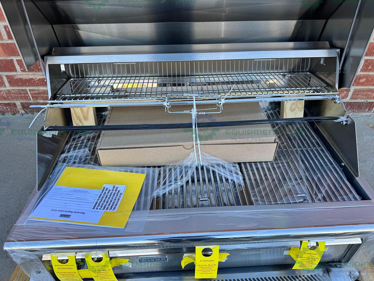 Lynx L42R-3-G01 42" Built-in Grill w All Ceramic Burners and Rotisserie