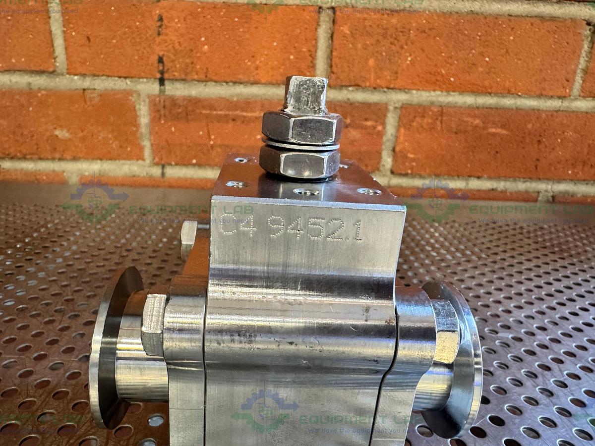 Used Unknown Brand Stainless Steel Ball Valve w/ KF40 Vacuum Fitting