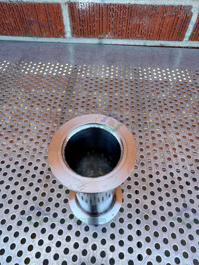 Used Stainless Steel KF 40 Nipple Vacuum Fitting 5.5" Length