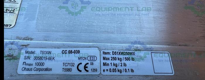 Used Ohaus Defender D51XW250WX 5000 Xtreme W 500 Lbs SS Scale w/ 24" x 24" Platform