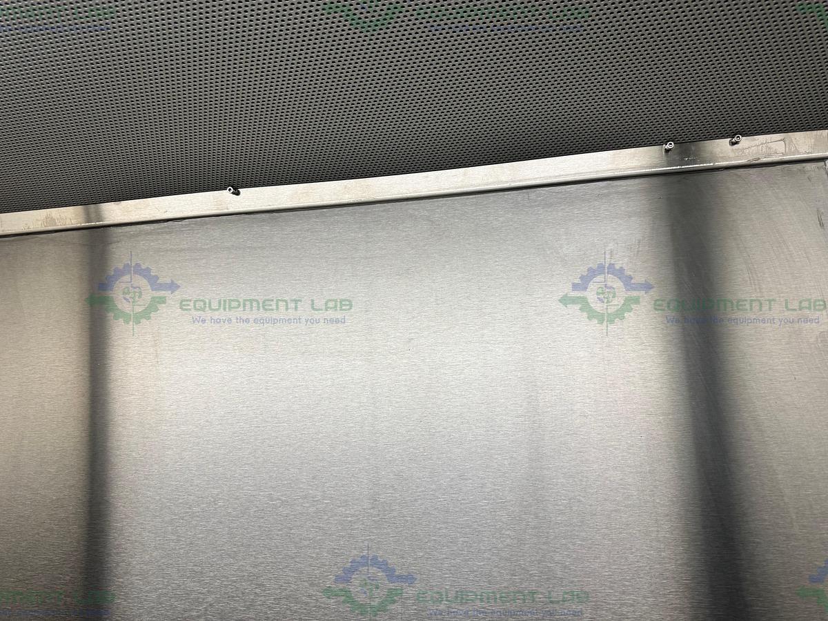 Used Thermo 1375 Biosafety Cabinet 1300 Series Class II Type A2 4 Ft