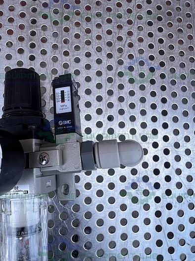 Used SMC  AW2000-02 Filter Regulator  w/ SMC VHS2000