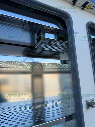 Used Caron  7410-5-1 CO2 Dual Stacked Laboratory Incubator 45°C, 115V