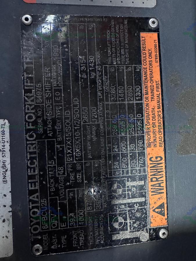 Used Toyota 8FBCU25 Electric Forklift 5000 lbs Capacity 4 Stage Mast w/ Charger