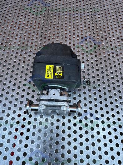 Used ITT Pure Flo .5-316L-RA20MAX-CWP150 Diaphragm Valve w/ 1/2" Sanitary Fitting
