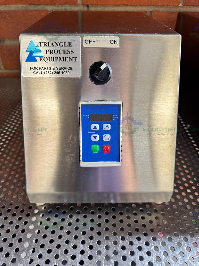 Used Triangle Process Quattroflow Q1200SU Quaternary Diaphragm Pump w/ 1/2 HP Motor