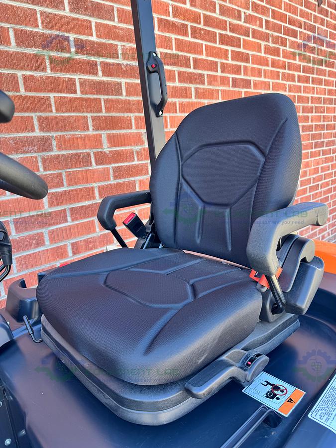 Used Doosan BC20S-7 Electric Forklift 3600 LBS Capacity, 20 Hrs, MFG 22 w/ Charger