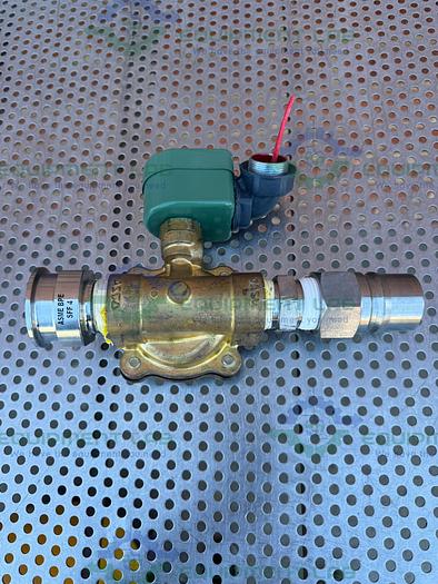 Used Asco Red Hat 8210D14 Solenoid Valve 5 - 125 PSI w/ 1" Sanitary to Quick Release