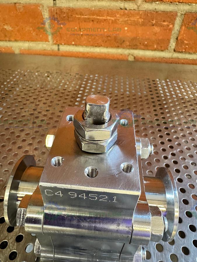 Used Unknown Brand Stainless Steel Ball Valve w/ KF40 Vacuum Fitting