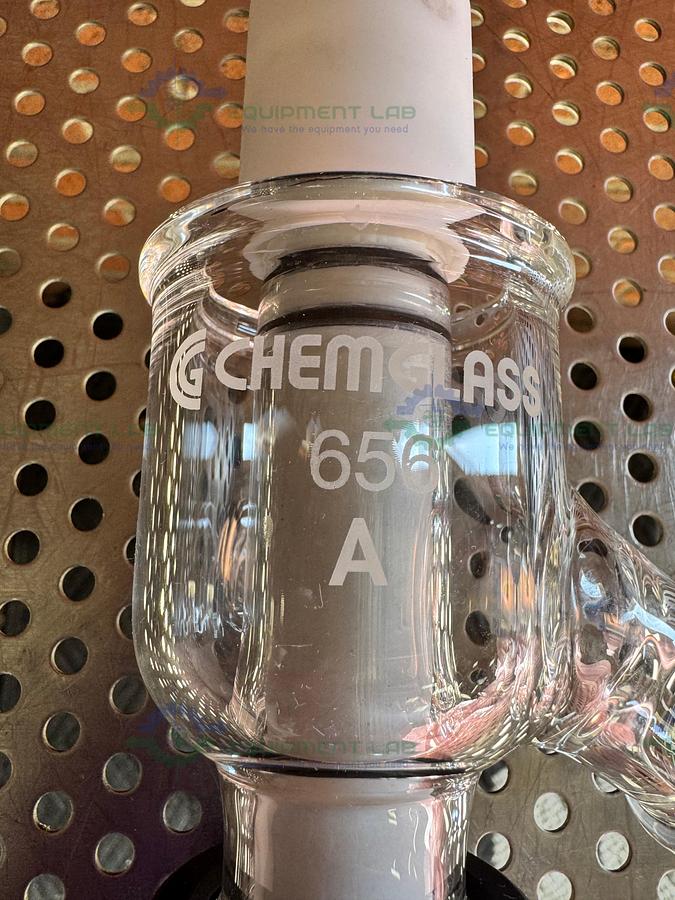 Used Chemglass 656 Zero Dead Space Valve w/ 2.5" OD Fitting
