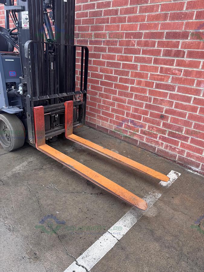 Used Toyota 8FBCU25 Electric Forklift  3000 lbs Capacity 8" Mast w/ Charger