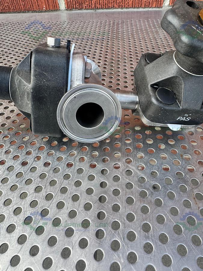 Used 2- ITT Pure Flo RA25MAX Diaphragm Valve w/ 1" to 3/4" Sanitary Fitting