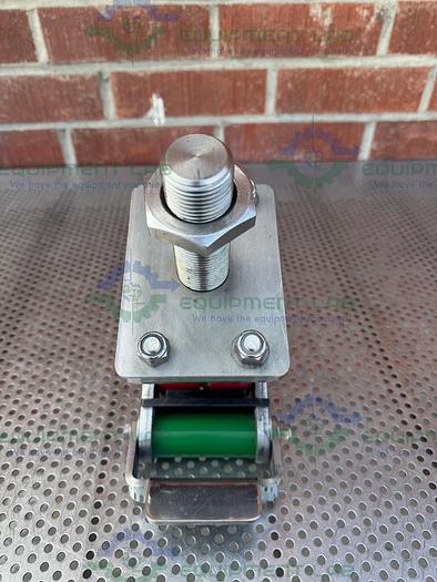 Used Albion Dual Tech 5" Industrial Caster w/ Threaded Fitting, 6" x 4.5" Platform