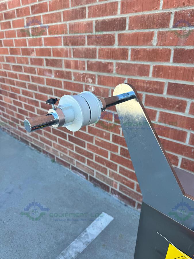  for parts or not working Chinese DS-200A Packaging Machine 220V w/ Sanch S900.2S0.75G VFD