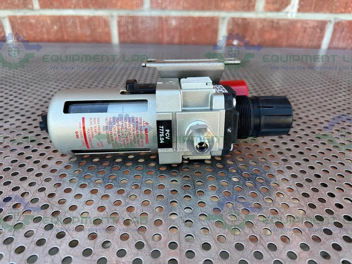 Used SMC AW40-N04-Z Filter Regulator 7-125 PSI w/ SMC VHS40-N04-RZ Pressure Valve