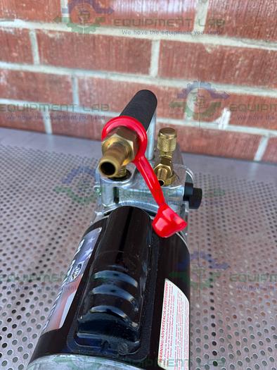 Used JB Industries Platinum Series DV-142N Vacuum Pump 5 CFM