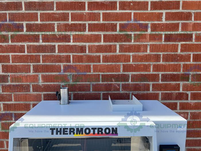 Used Thermotron  CDS-5 Cytogenetic Environmental Chamber 20ºC - 40ºC, 25% RH to 75% RH