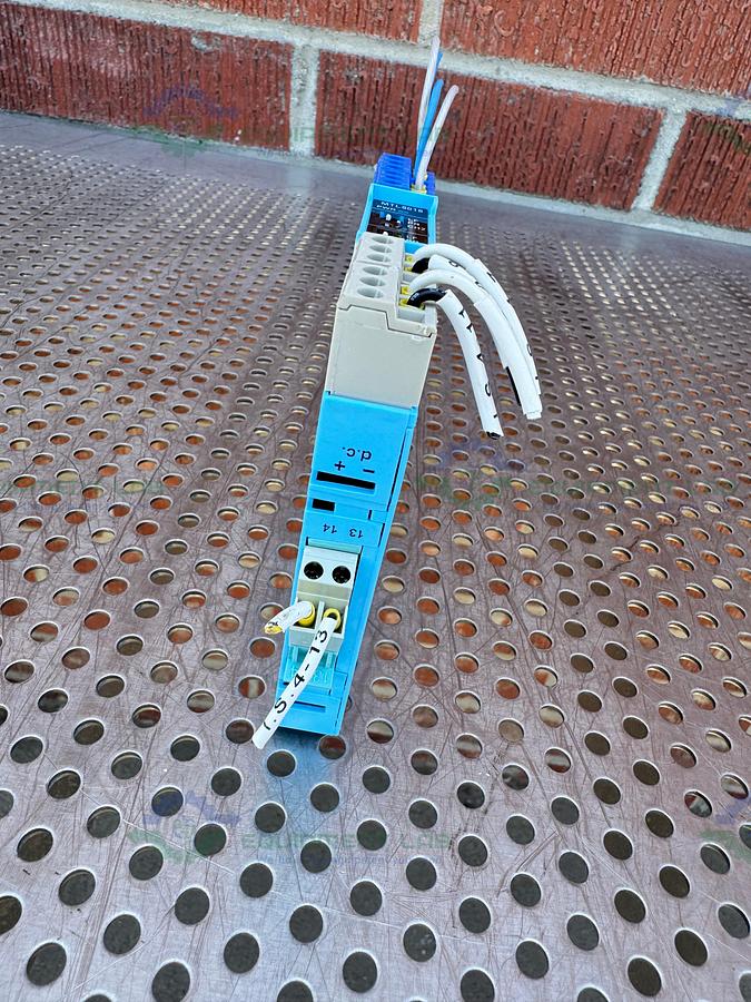 Used Measurement Technology MTL5018 Two Channel Switch Proximity Detector Interface