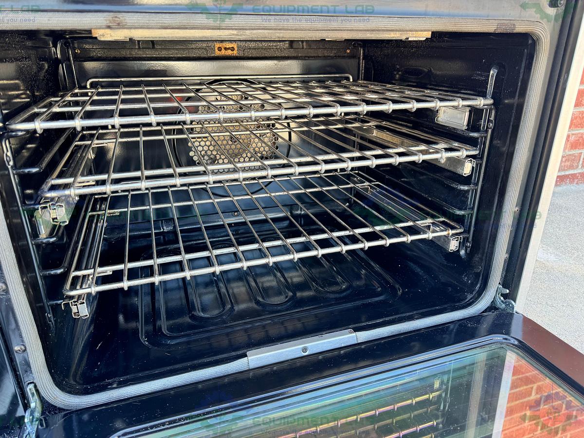 Used Viking VDR5606GQSS 60" Stainless Steel Dual Fuel Range w/ Grill and Griddle