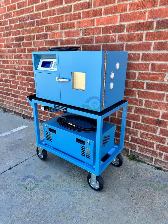 Used Thunder Scientific 2500 LT Humidity Generator -10 - 70ºC, RH 10% - 95%